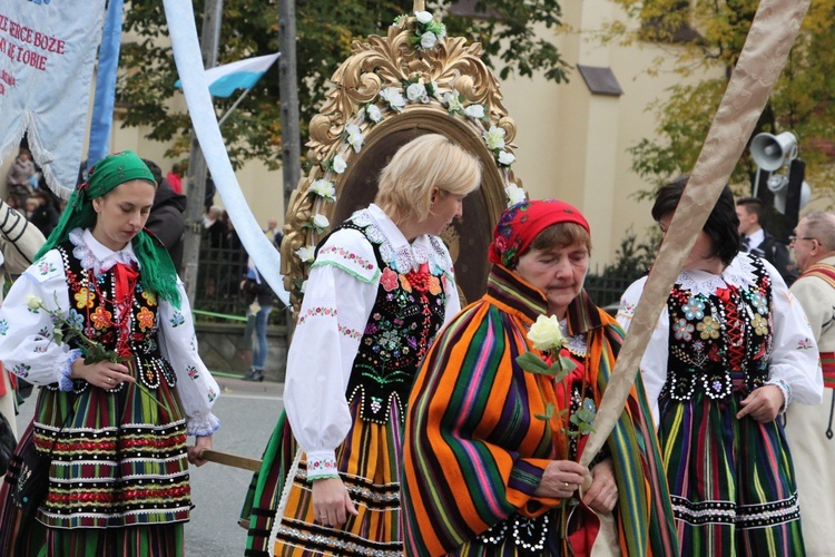 Powitanie ikony MB Częstochowskiej w Lubochni