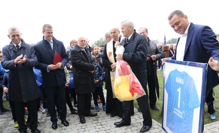 Stróże. Stadion dla niepełnosprawnych