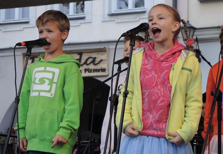 Dzień Papieski AD 2016 na Rynku w Bielsku-Białej