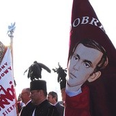 ▲	To takie małe, nieoficjalne sanktuarium patrona „Solidarności” w Zagłębiu Miedziowym.