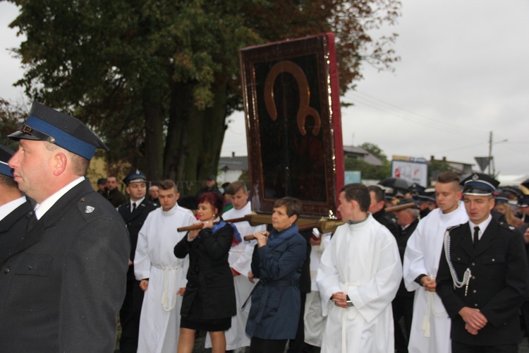 Powitanie ikony MB Częstochowskiej w Głuchowie