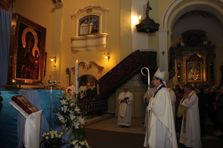 Powitanie ikony MB Częstochowskiej w Głuchowie