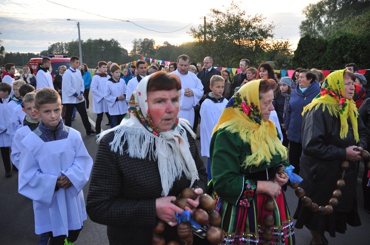 Powitanie ikony MB Częstochowskiej w Wysokienicach