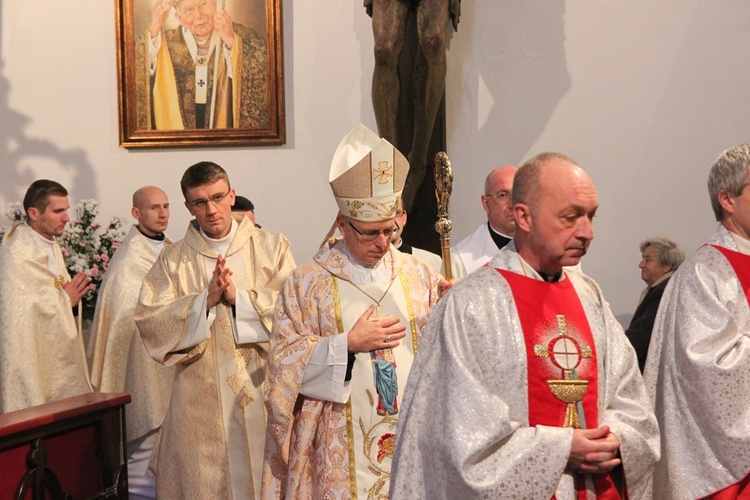 Uroczystości jadwiżańskie 2016 - pielgrzymka kapłanów, seminarzystów, osób konsekrowanych