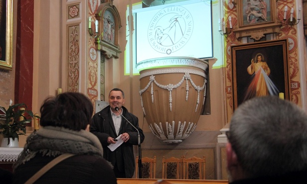 Dr Paweł Grabowski opowiada o Bożym miłosierdziu i hospicjum