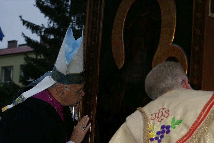 Powitanie ikony MB Częstochowskiej w Cielądzu