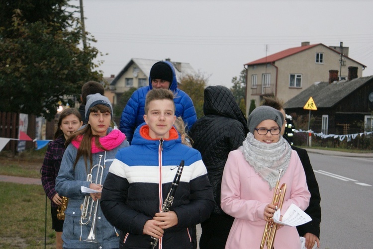 Powitanie ikony MB Częstochowskiej w Cielądzu