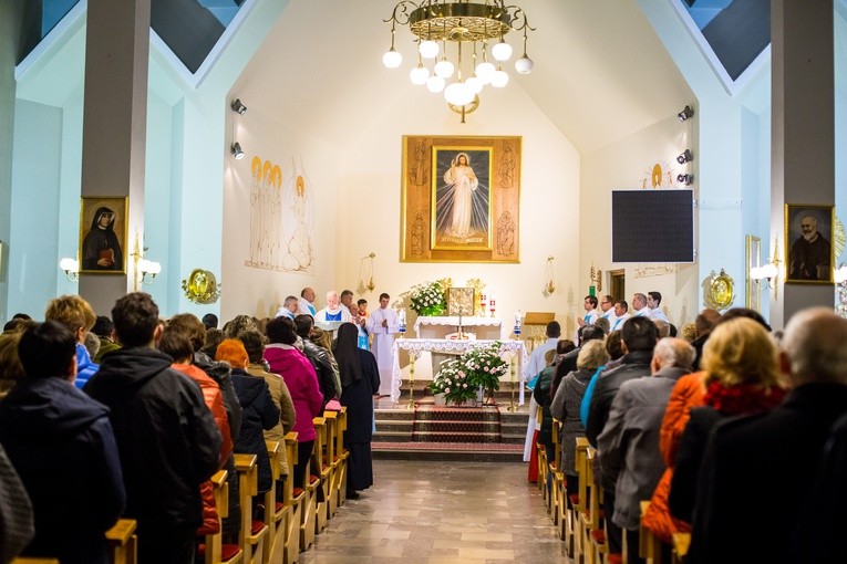 Nabożeństwo fatimskie w Woli Rzędzińskiej