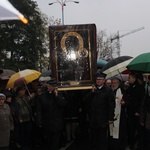 Powitanie ikony MB Częstochowskiej w parafii św. Jakuba w Skierniewicach