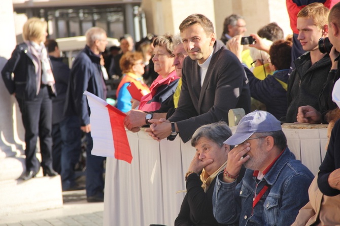 Spotkanie z papieżem na Placu św. Piotra