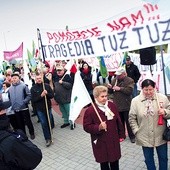 ▲	Protest pod Centrum Wystawienniczo- -Kongresowym. 