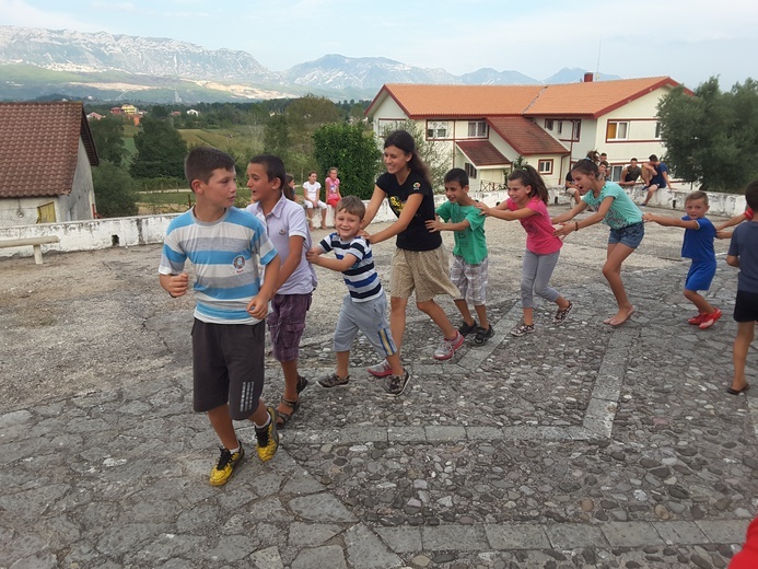 Misyjne podróże: Albania