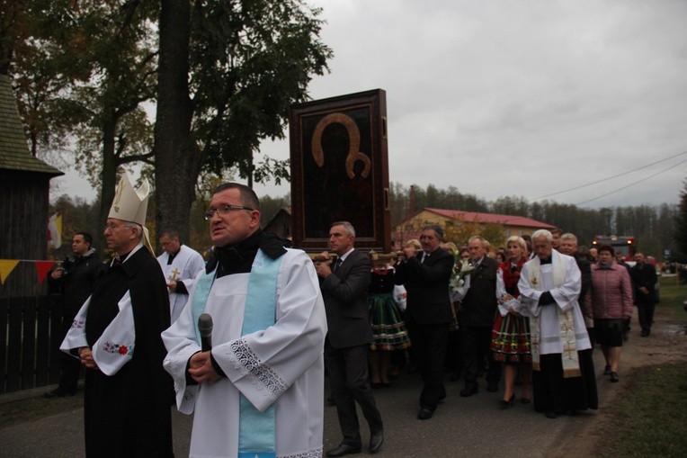 Powitanie ikony MB Częstochowskiej w Janisławicach