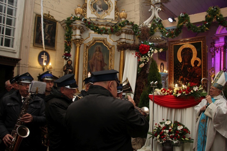Powitanie ikony MB Częstochowskiej w Starej Rawie
