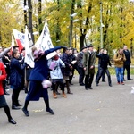 Rekonstrukcja radomskiego protestu z 1945 r.