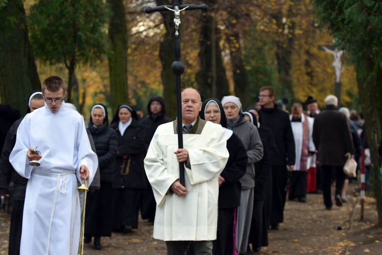 Obchody Wszystkich Świętych z bp. Ignacym