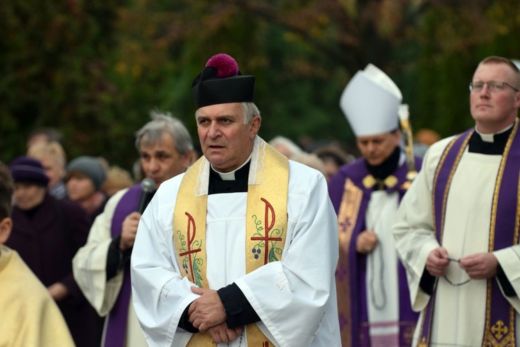 Uroczystość Wszystkich Świętych z biskupem Adamen