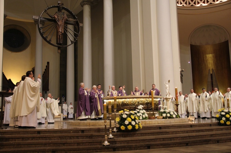 Modlitwa za biskupów śląskich w Dzień Zaduszny