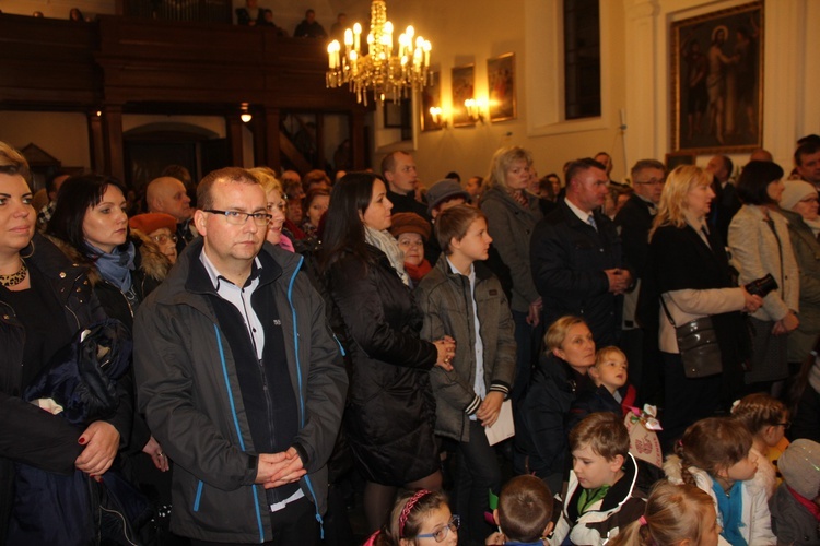 Powitanie ikony MB Częstochowskiej w parafii św. Stanisława w Skierniewicach