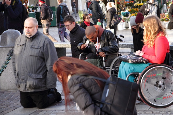 Flash mob w obronie prześladowanych chrześcijan 2016