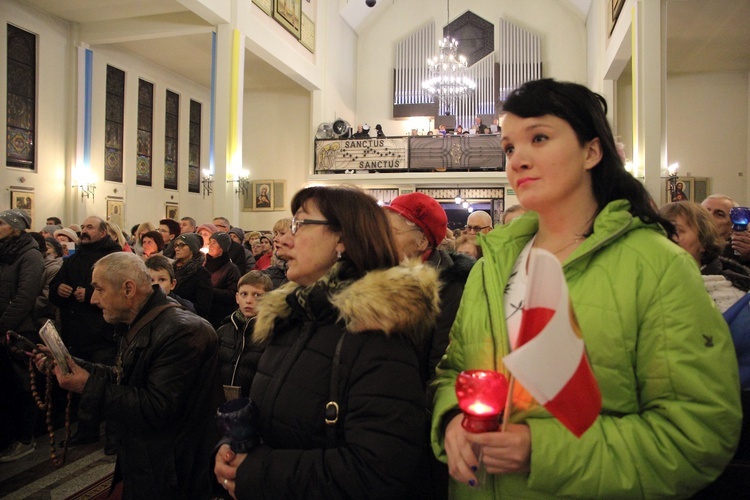 Powitanie ikony MB Częstochowskiej w parafii Miłosierdzia Bożego w Skierniewicach