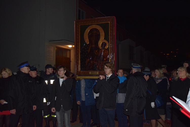 Powitanie ikony MB Częstochowskiej w parafii Najświętszego Serca Pana Jezusa w Skierniewicach