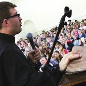 Proste przesłanie – Bóg jest miłosierny – powtarzane jest wciąż na nowo.