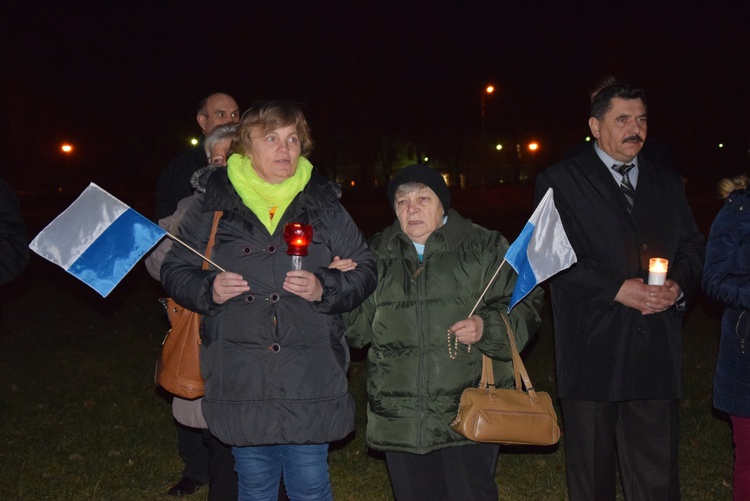 Powitanie ikony MB Częstochowskiej w parafii wojskowej w Skierniewicach