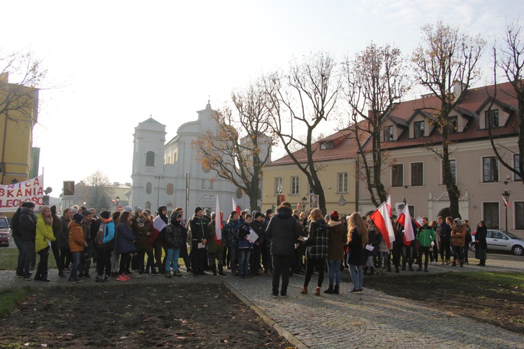 Marsz patriotyczny w Łowiczu