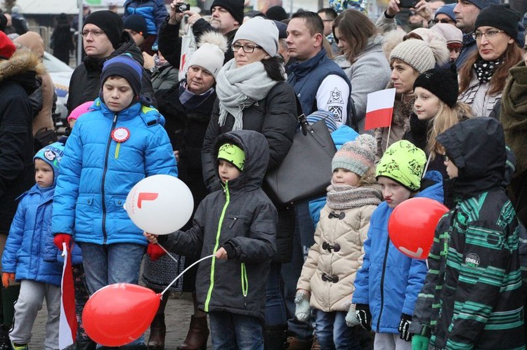 Obchody 98. rocznicy odzyskania przez Polskę niepodległości