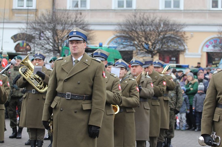 Obchody 98. rocznicy odzyskania przez Polskę niepodległości