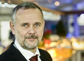 Prof. Mirosław Sopek jest wiceprezesem Zarządu firmy MakoLab