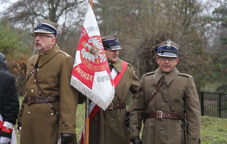 Odłonięcie pomników Żołnierzy Niezłomnych