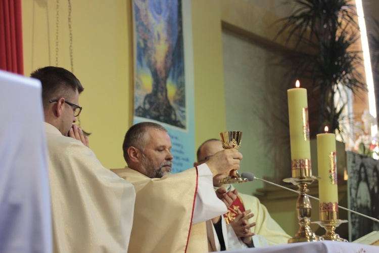 Uroczystości odpustowe w parafii Jezusa Chrystusa Króla Wszechświata w Rawie Maz.