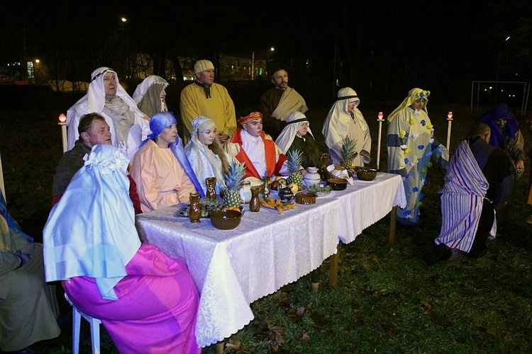 Głuszyca. Procesja ulicami miasta