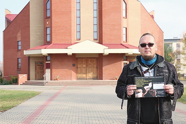 Artur Molendowski zaprasza do kościoła św. Łukasza na comiesięczną Eucharystię.