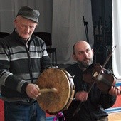 Stefan Gaca i Maciej Żurek (z prawej) podczas prowadzenia warsztatów.