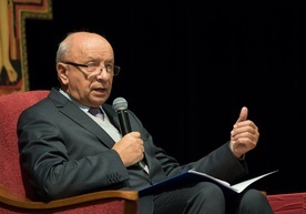 Prof. Bogdan Chazan 