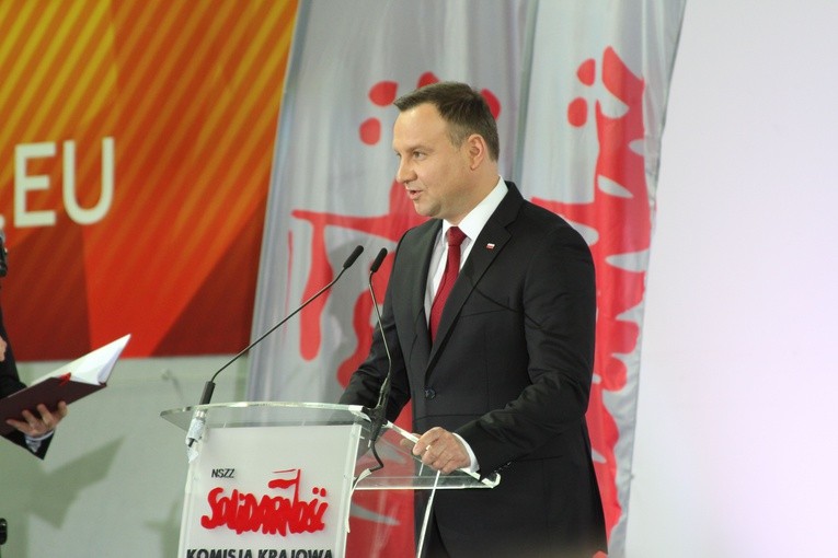 Prezydent Andrzej Duda przemawia na 28. Krajowym Zjeździe Solidarności