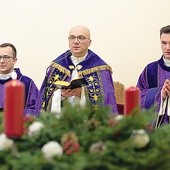 Liturgii w seminarium przewodniczył ks. Dominik Ostrowski.