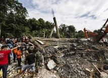 Śmiertelne trzęsienie ziemi w Indonezji