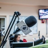 Radio Maryja od samego początku stało się ważnym głosem na medialnym rynku i przeciwwagą dla nurtu lewicowo-liberalnego.