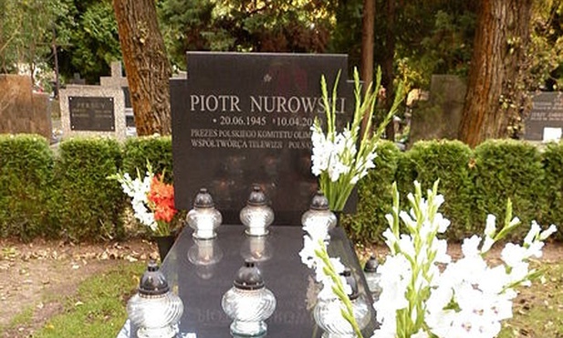 W grobie Handzlika był pochowany Nurowski