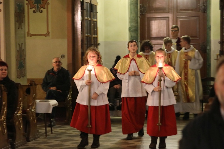 Akatyst ku czci Bogarodzicy w sanktuarium w Bielanach