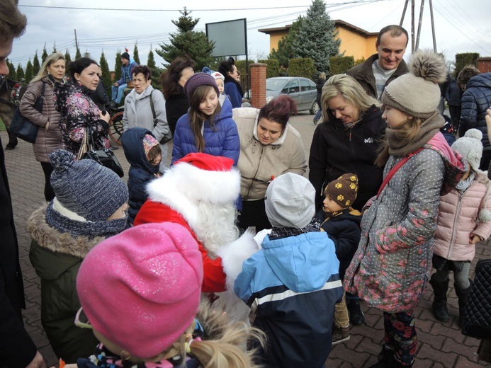 Niedziela z prezentami w Janowicach