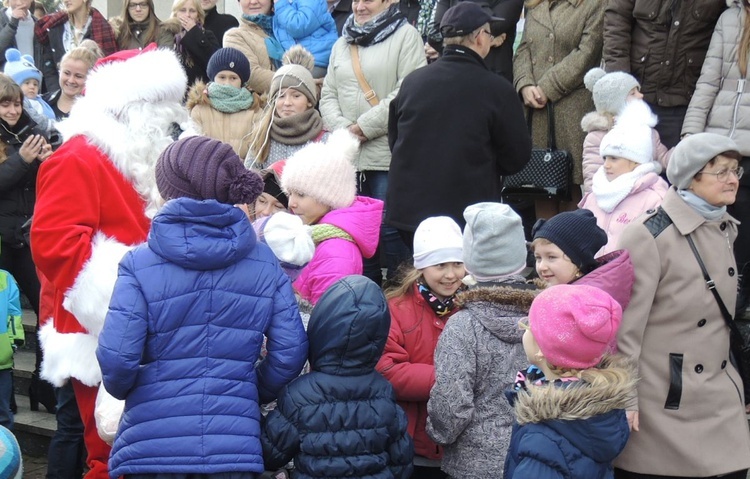 Niedziela z prezentami w Janowicach