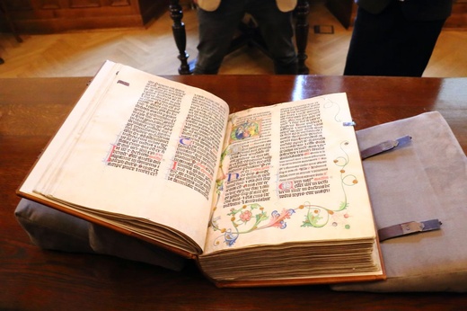 Odnowiono średniowieczne rękopisy Krakowskiej Kapituły Katedralnej