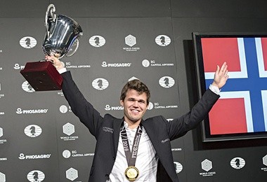 Magnus Carlsen po raz trzeci zdobył puchar mistrza świata