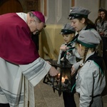 Światełko z Betlejem dotarło do katedry