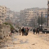 Syria: pierwszy konwój z rannymi wyruszył z Aleppo